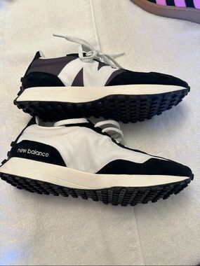 New Balance 327 White Black Gray Athletic Sneakers